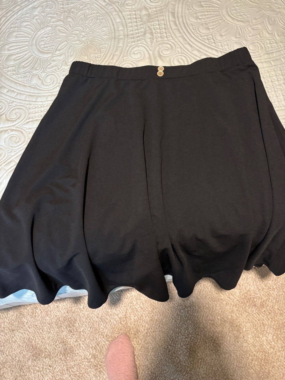 Black Scalloped Hem Skirt